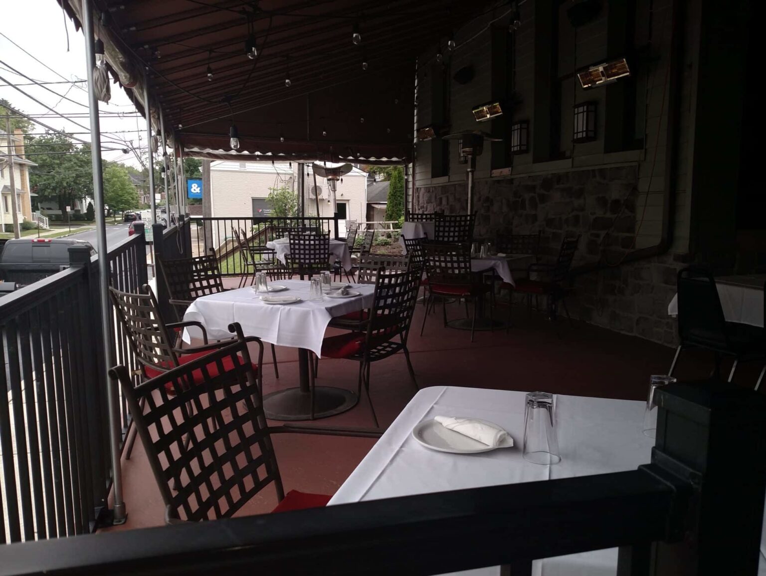 Restaurants with Best Outdoor Dining in Hershey PA